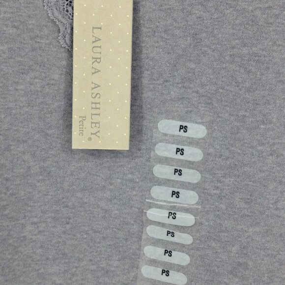 NWT 🔖Laura Ashley Lace Trimmed V Neck Gray Tank Top. - Picture 5 of 7